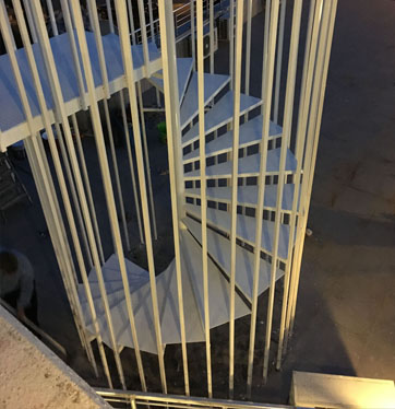 Finansbank Döner Yangın Merdiveni